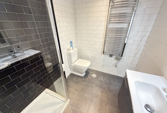 Resale - Apartment / flat - Villamartin