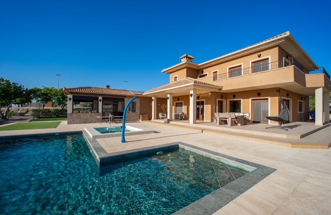 Resale - Villa - Torremendo