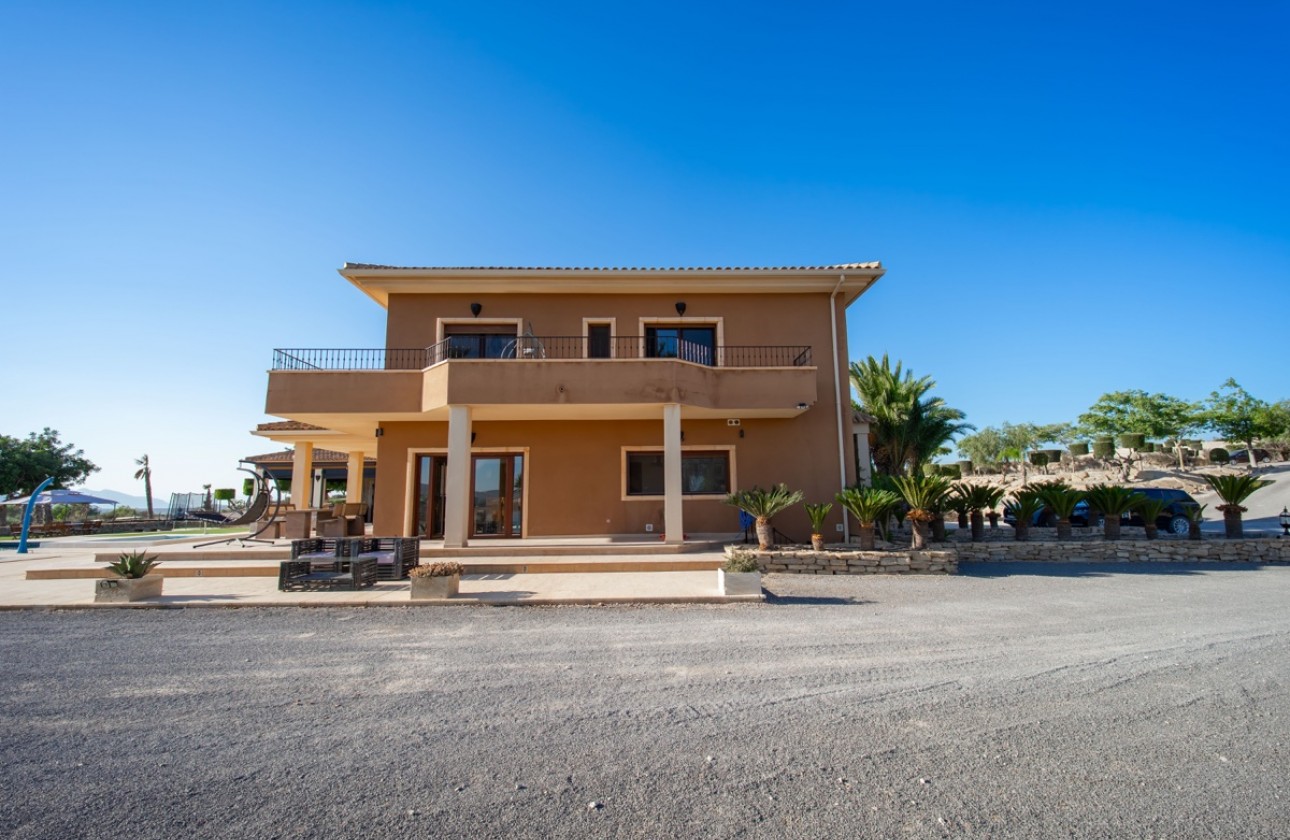 Resale - Villa - Torremendo