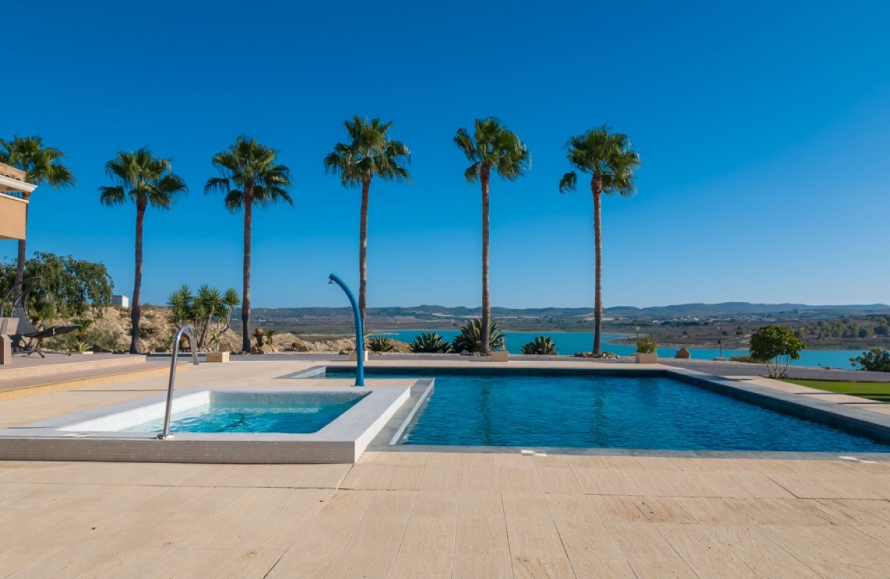 Resale - Villa - Torremendo