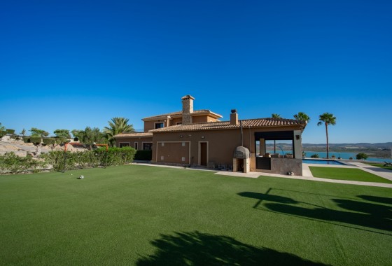 Resale - Villa - Torremendo