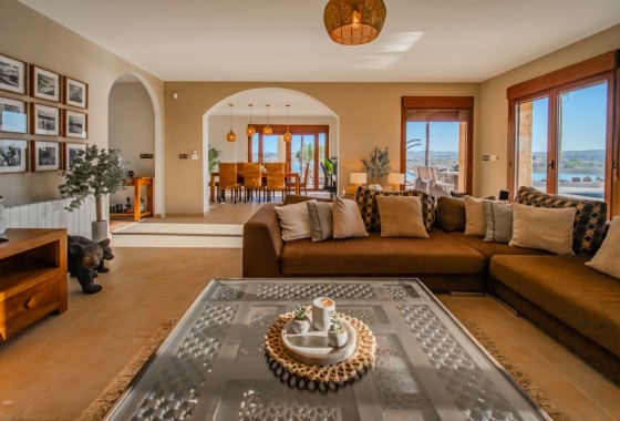 Resale - Villa - Torremendo