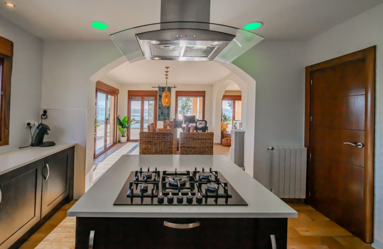 Resale - Villa - Torremendo