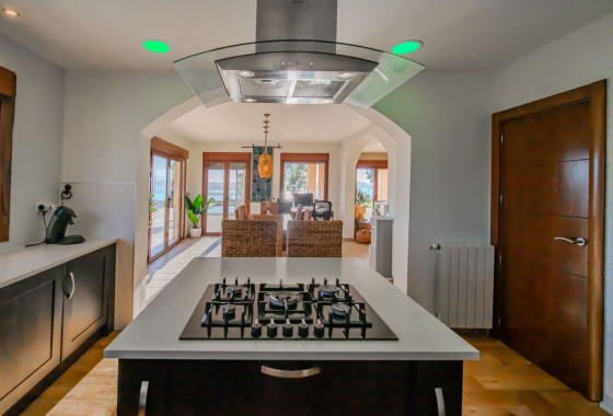 Resale - Villa - Torremendo