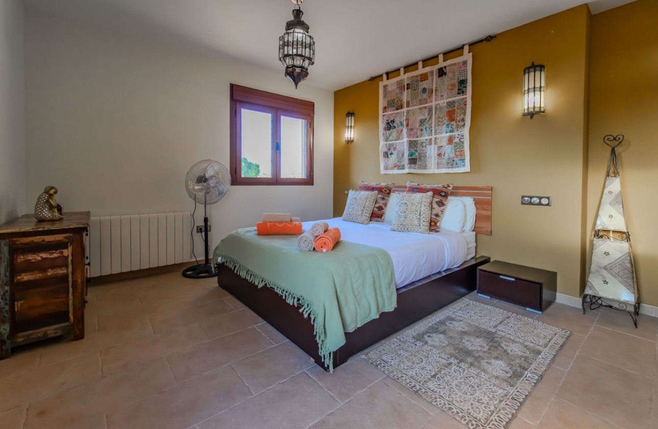 Resale - Villa - Torremendo