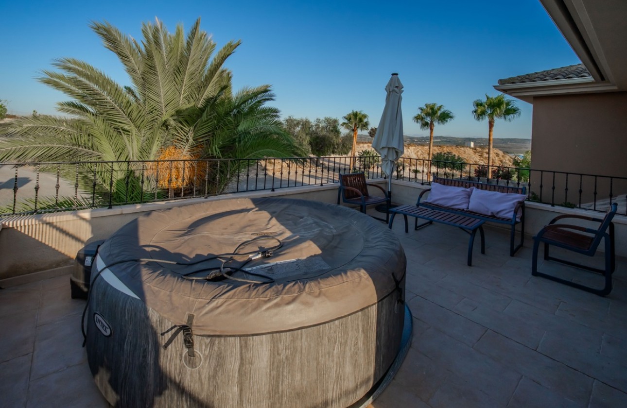Resale - Villa - Torremendo