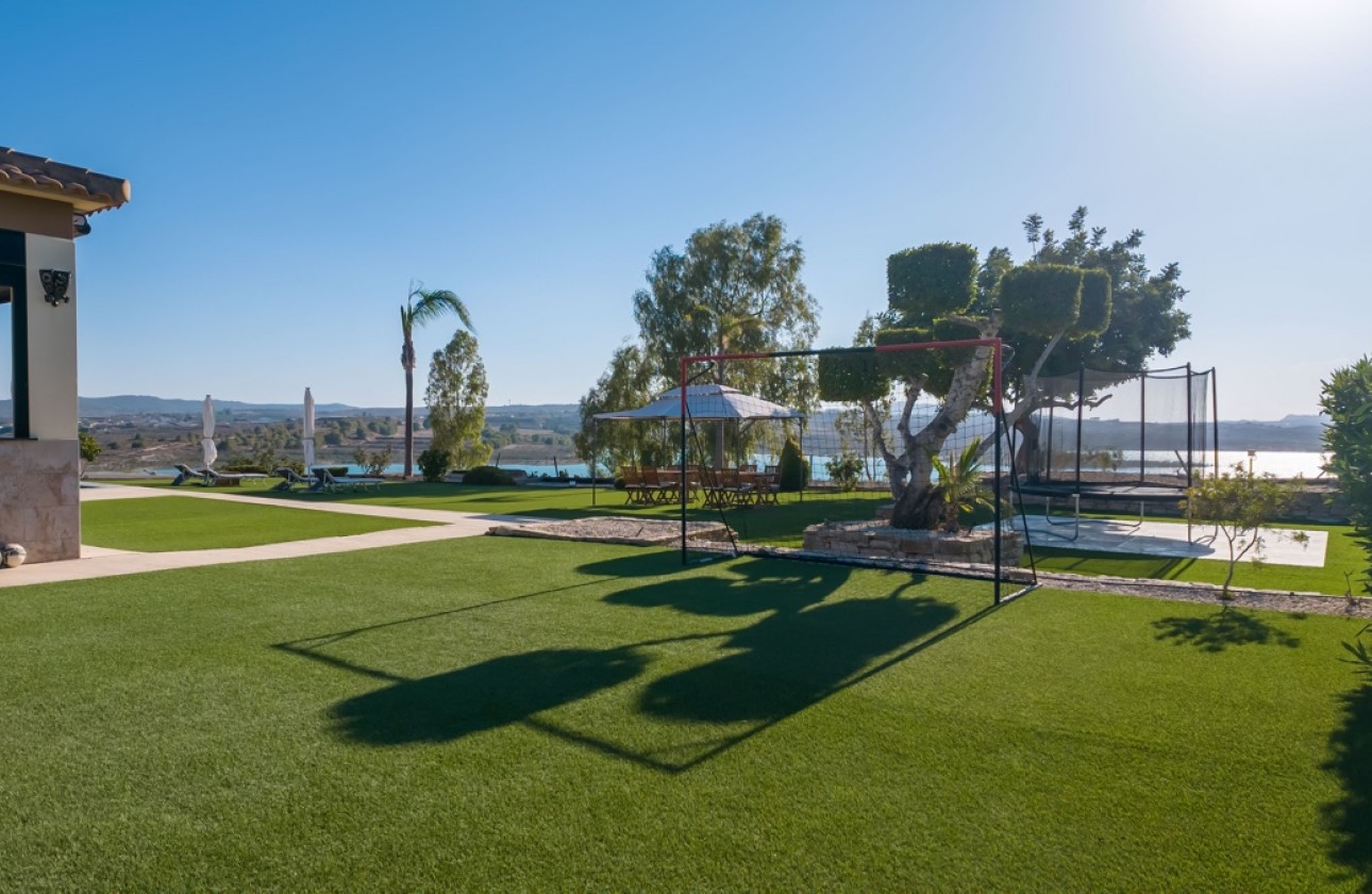 Resale - Villa - Torremendo