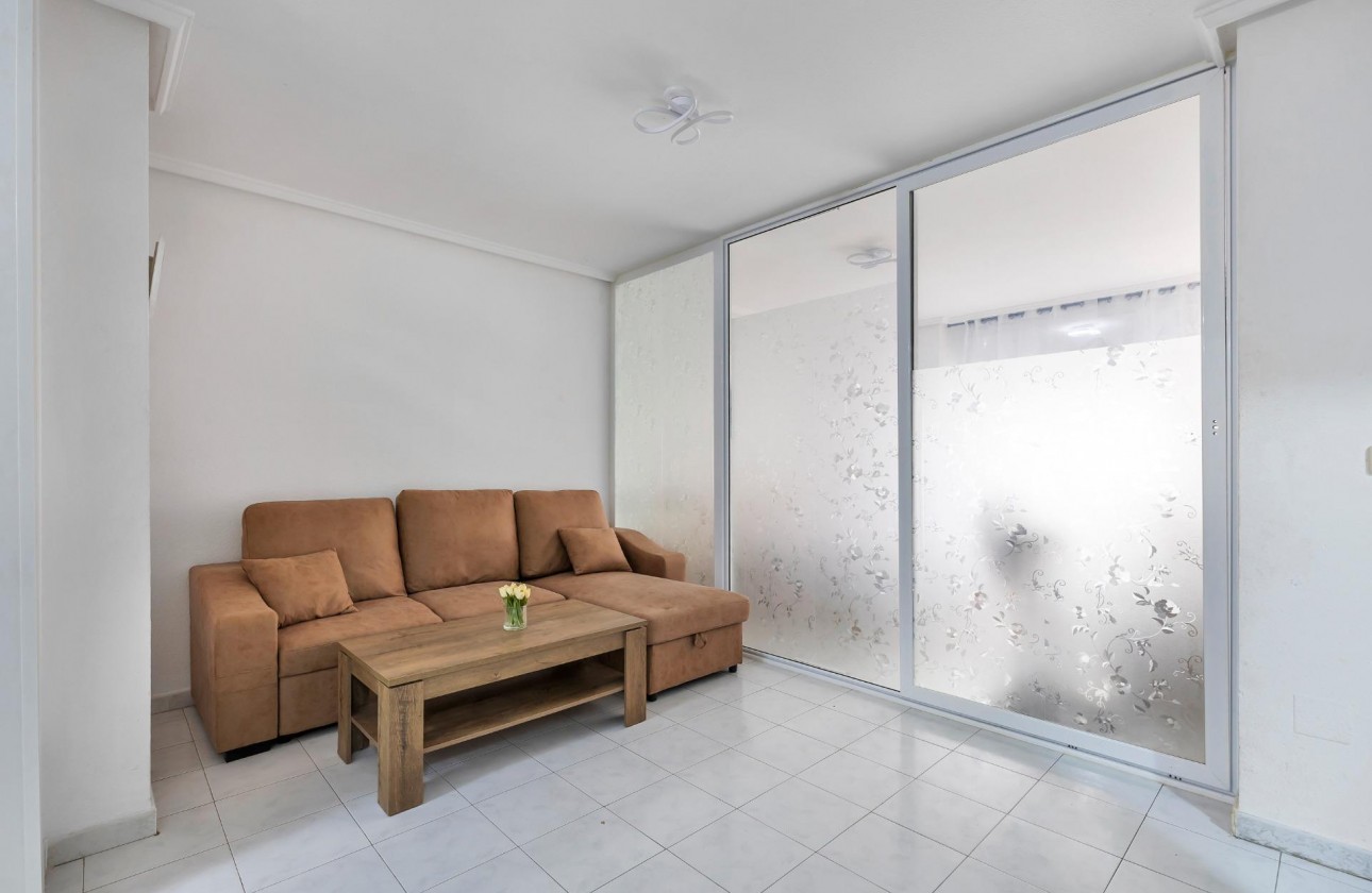 Reventa - Apartamento / piso - Torrevieja - Centro