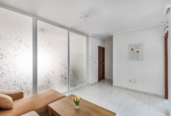Reventa - Apartamento / piso - Torrevieja - Centro