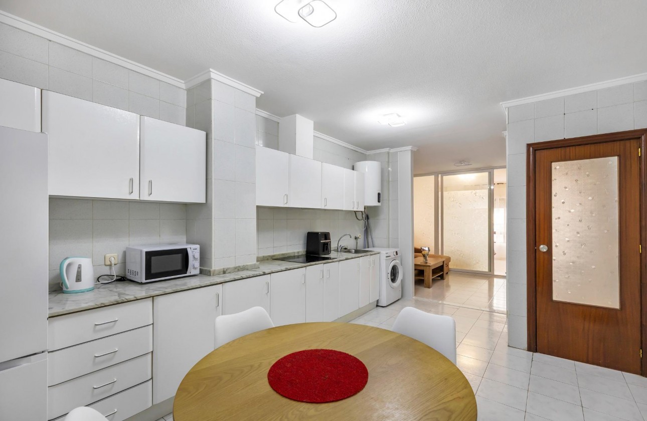 Reventa - Apartamento / piso - Torrevieja - Centro