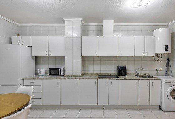 Reventa - Apartamento / piso - Torrevieja - Centro