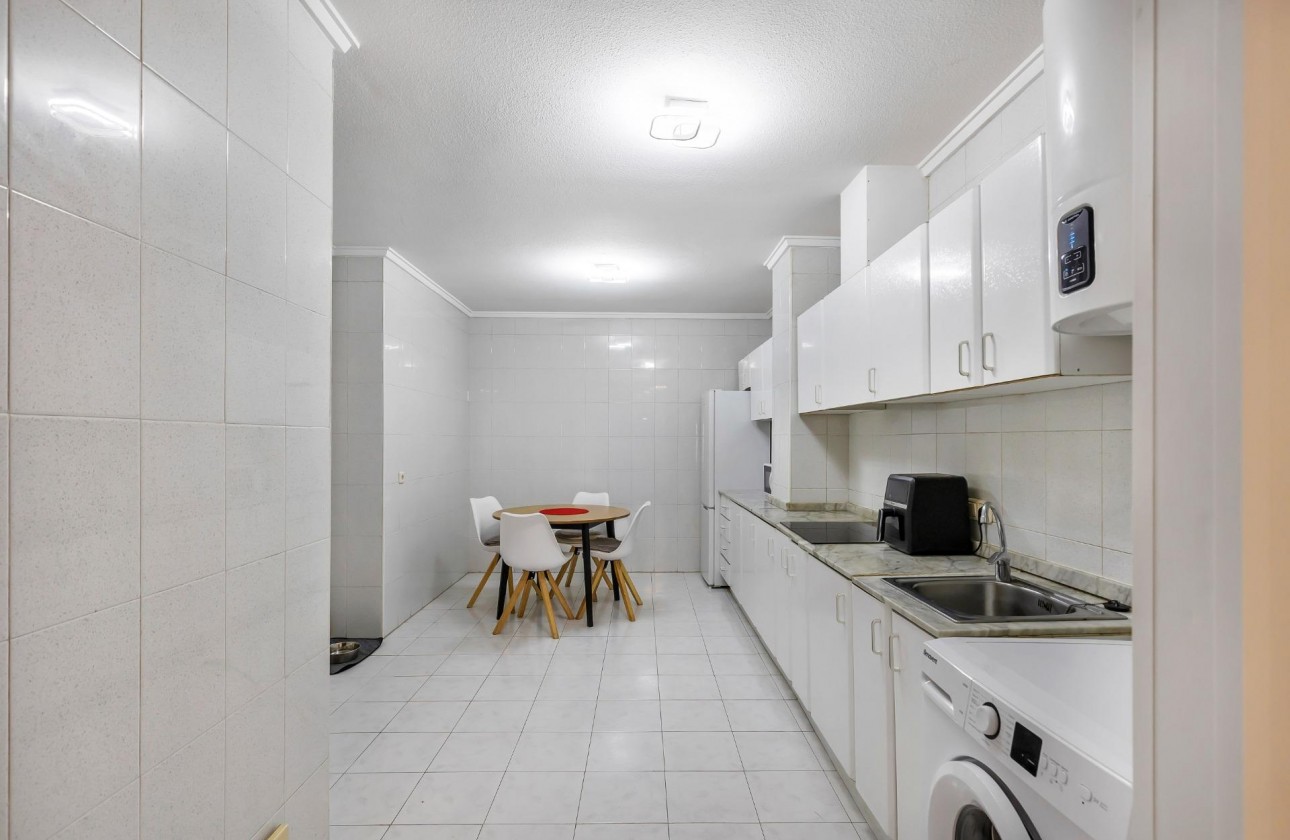 Reventa - Apartamento / piso - Torrevieja - Centro