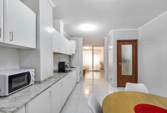 Reventa - Apartamento / piso - Torrevieja - Centro