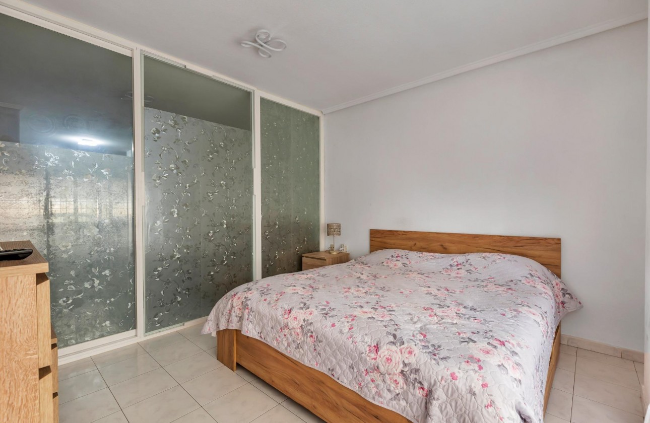 Reventa - Apartamento / piso - Torrevieja - Centro