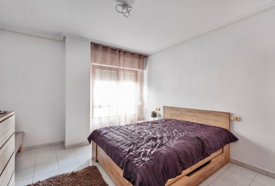 Reventa - Apartamento / piso - Torrevieja - Centro