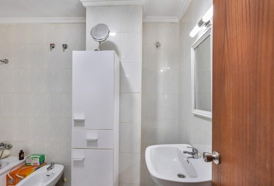 Reventa - Apartamento / piso - Torrevieja - Centro
