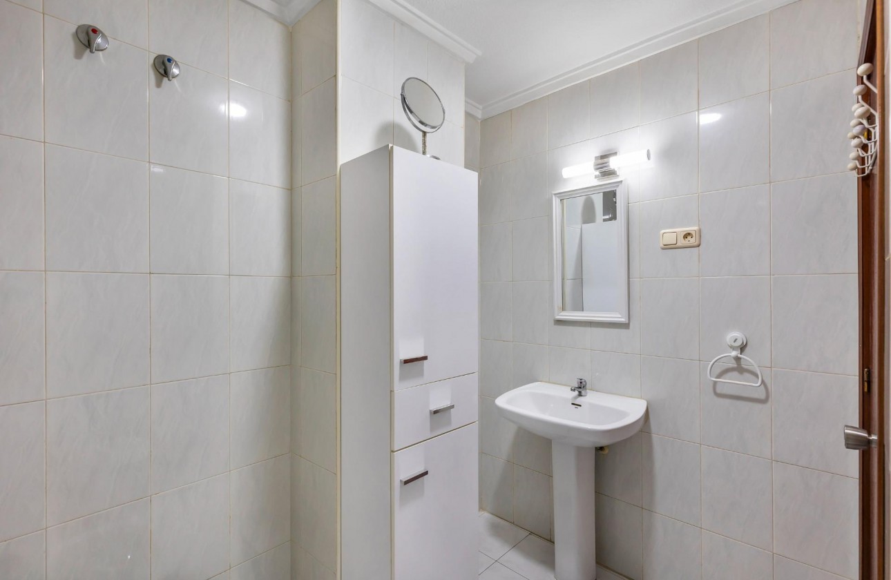 Reventa - Apartamento / piso - Torrevieja - Centro