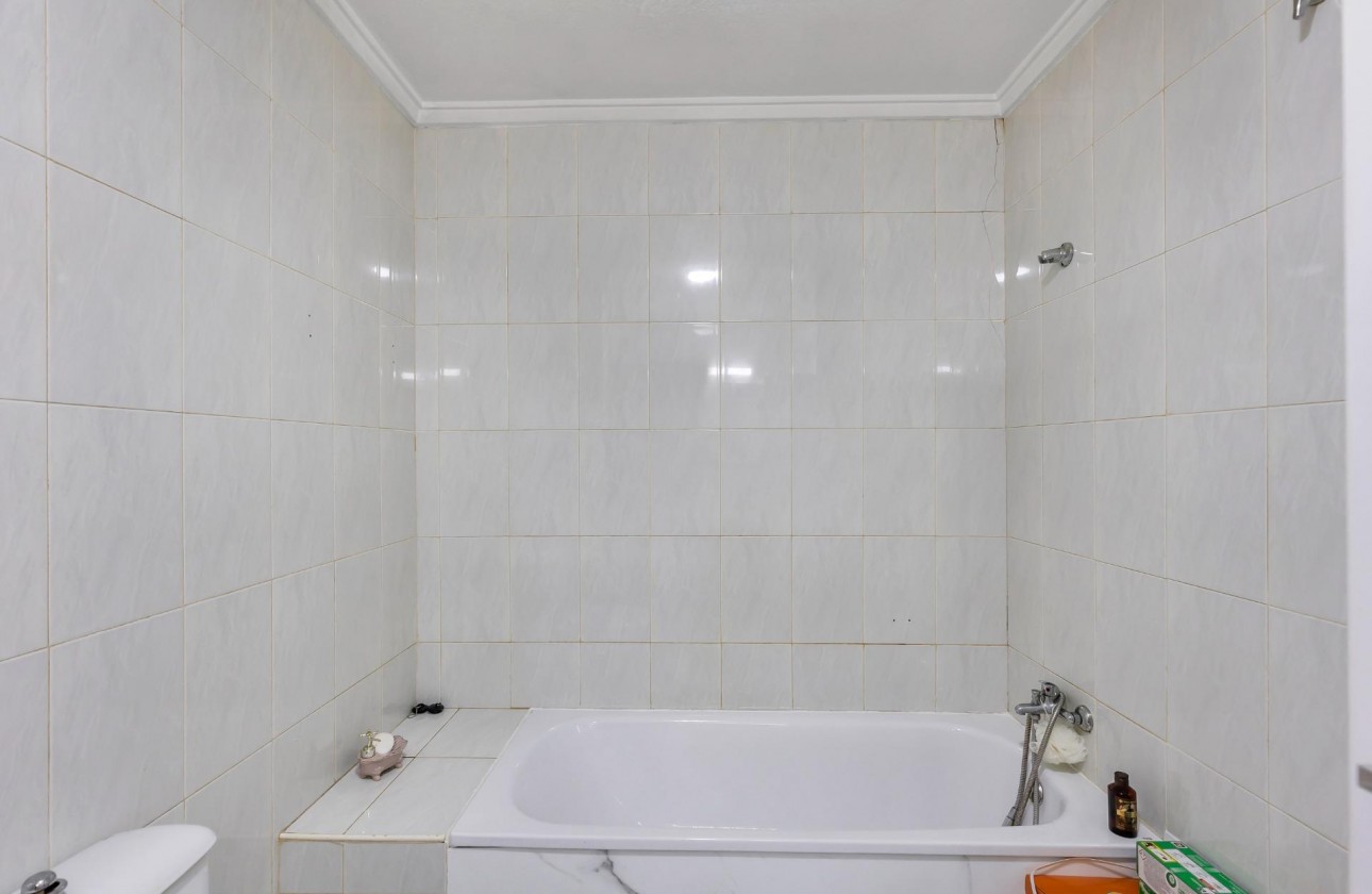 Reventa - Apartamento / piso - Torrevieja - Centro