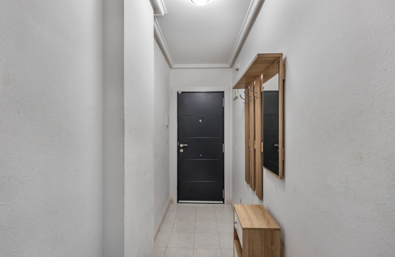 Reventa - Apartamento / piso - Torrevieja - Centro