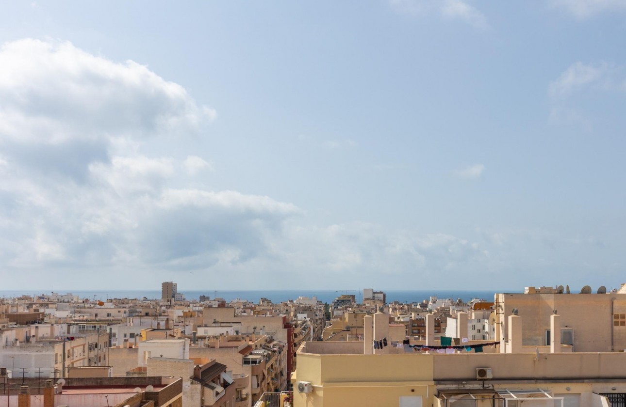 Reventa - Apartamento / piso - Torrevieja - Centro