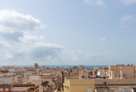 Reventa - Apartamento / piso - Torrevieja - Centro