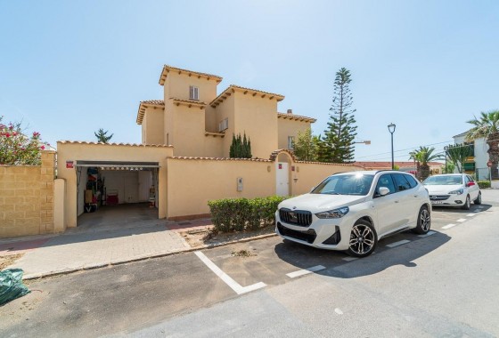 Revente - Villa - Torrevieja - La Mata