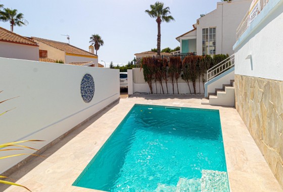 Revente - Villa - Orihuela Costa - Villamartin