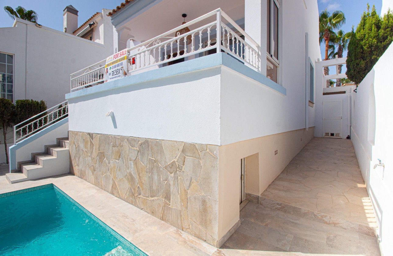 Revente - Villa - Orihuela Costa - Villamartin
