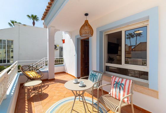 Revente - Villa - Orihuela Costa - Villamartin