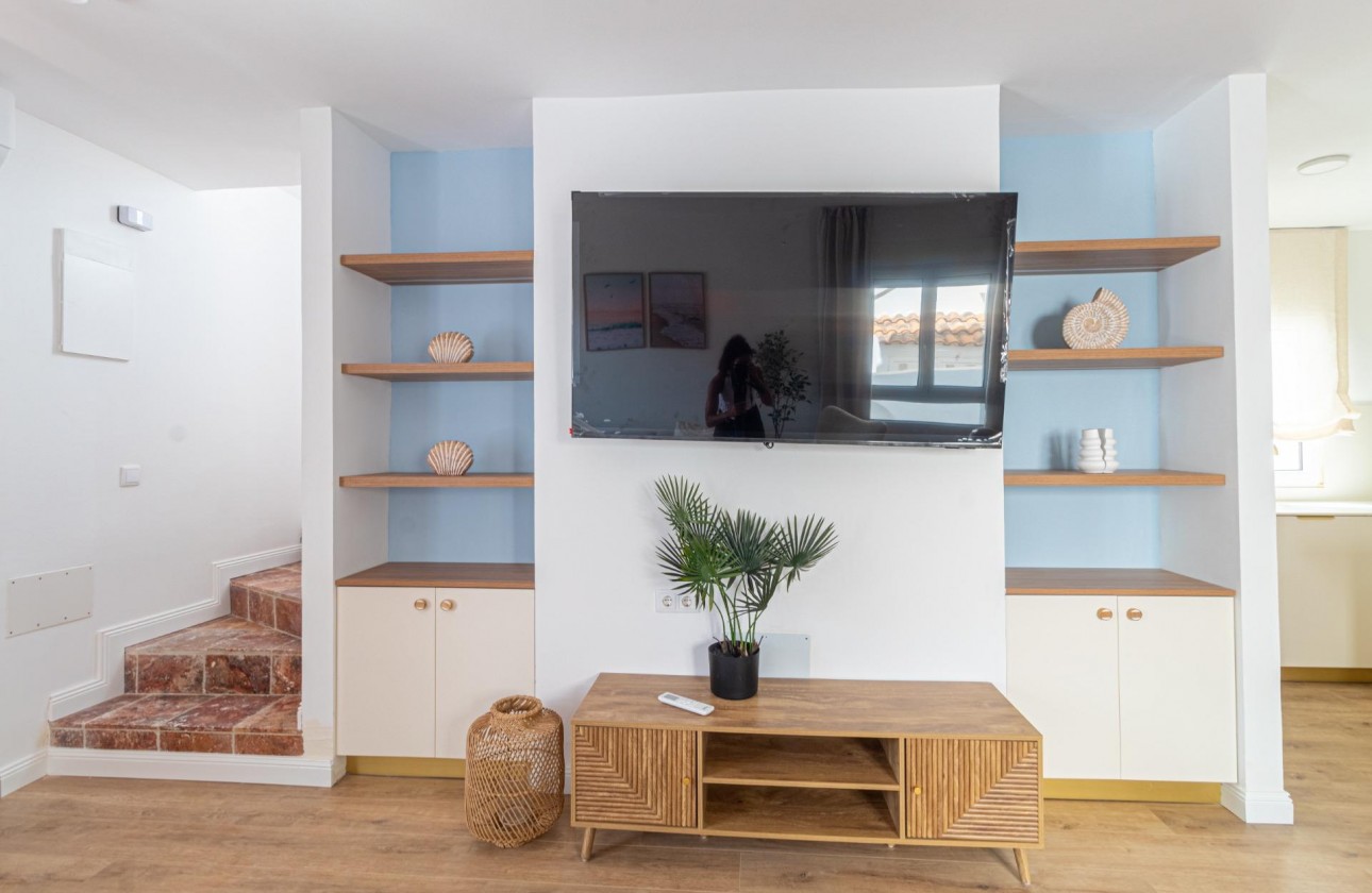 Revente - Villa - Orihuela Costa - Villamartin