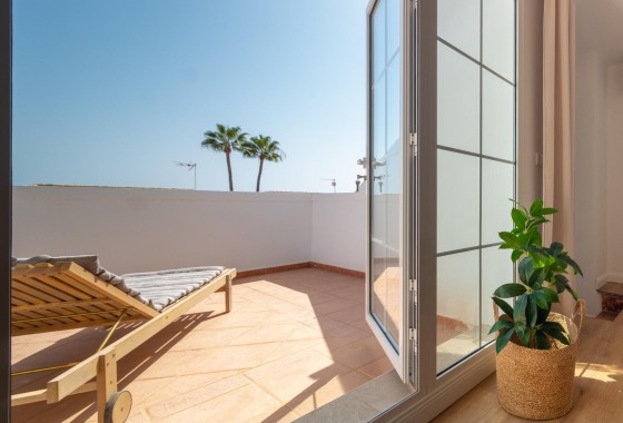 Revente - Villa - Orihuela Costa - Villamartin