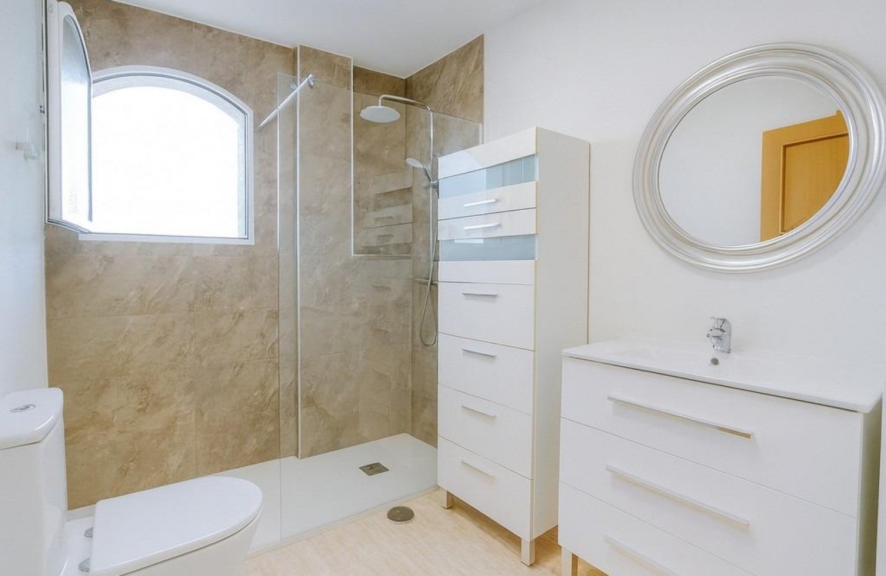 Reventa - Chalet - Dehesa de campoamor - Campoamor