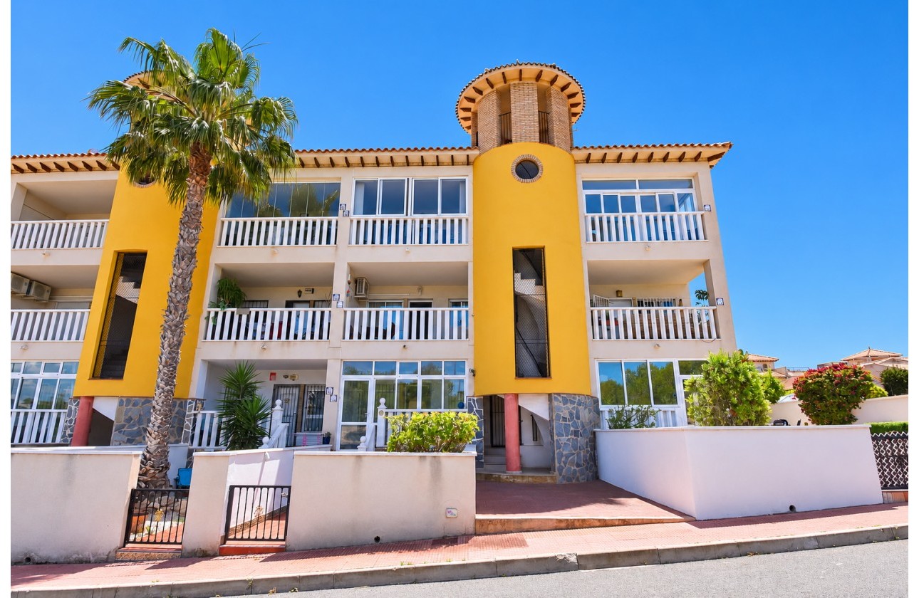Resale - Apartment / flat - Villamartin