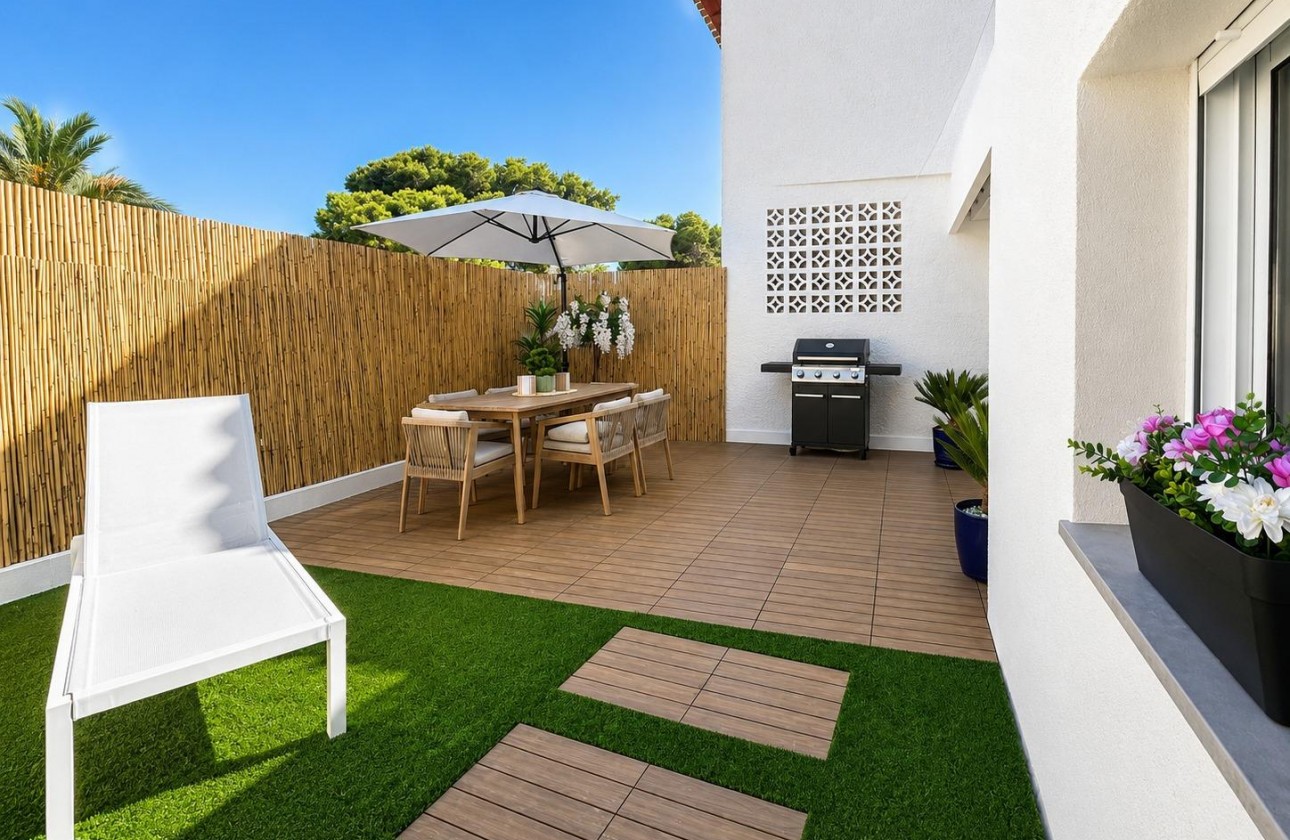 Revente - Villa - Orihuela Costa - Punta Prima