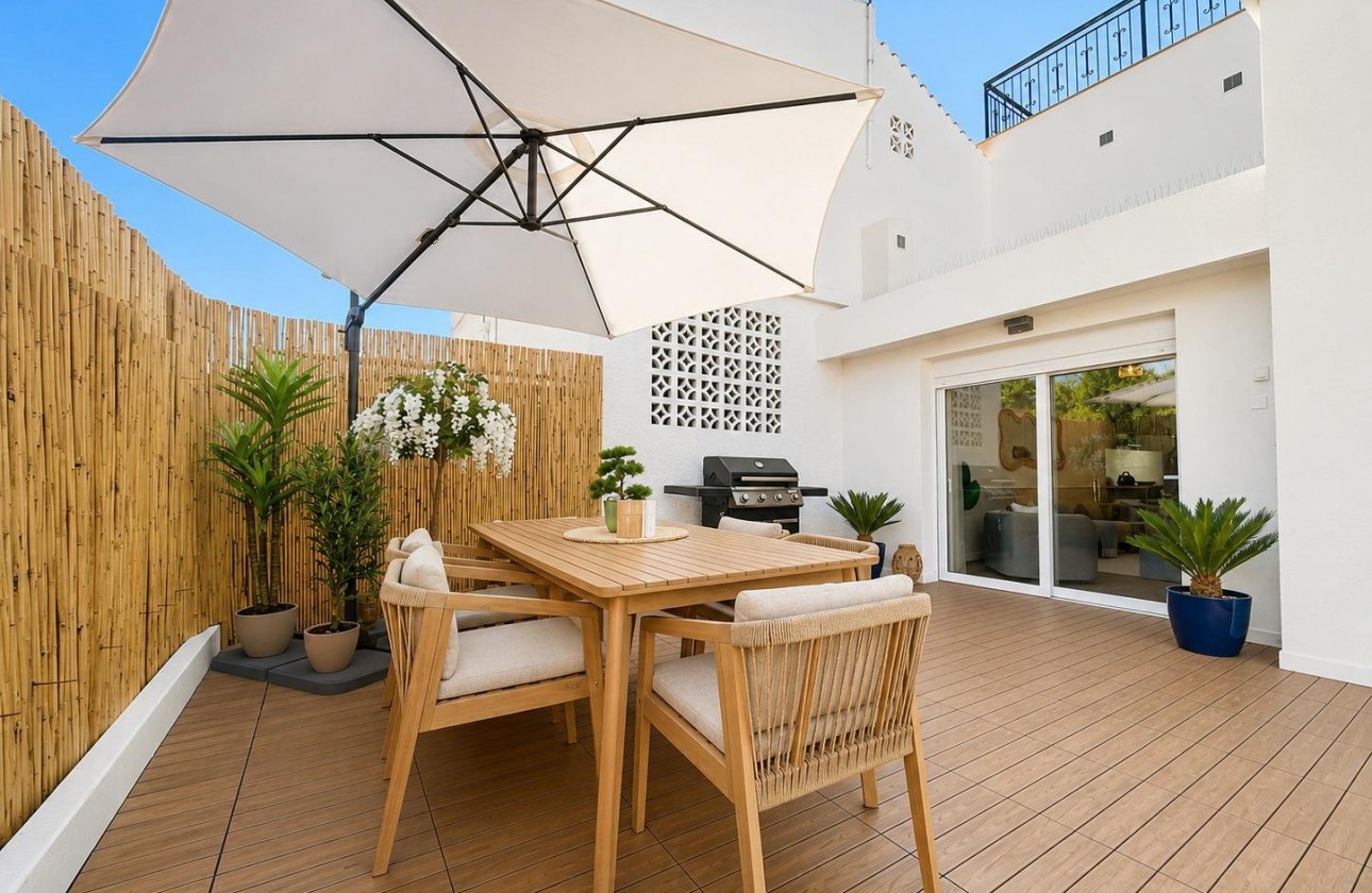 Revente - Villa - Orihuela Costa - Punta Prima