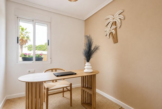 Revente - Villa - Orihuela Costa - Punta Prima