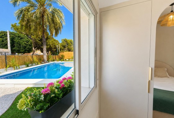 Revente - Villa - Orihuela Costa - Punta Prima