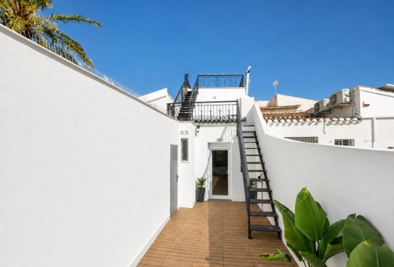 Revente - Villa - Orihuela Costa - Punta Prima