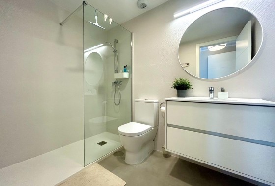 Reventa - Apartamento / piso - Dehesa de campoamor - Campoamor