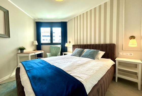 Reventa - Apartamento / piso - Dehesa de campoamor - Campoamor