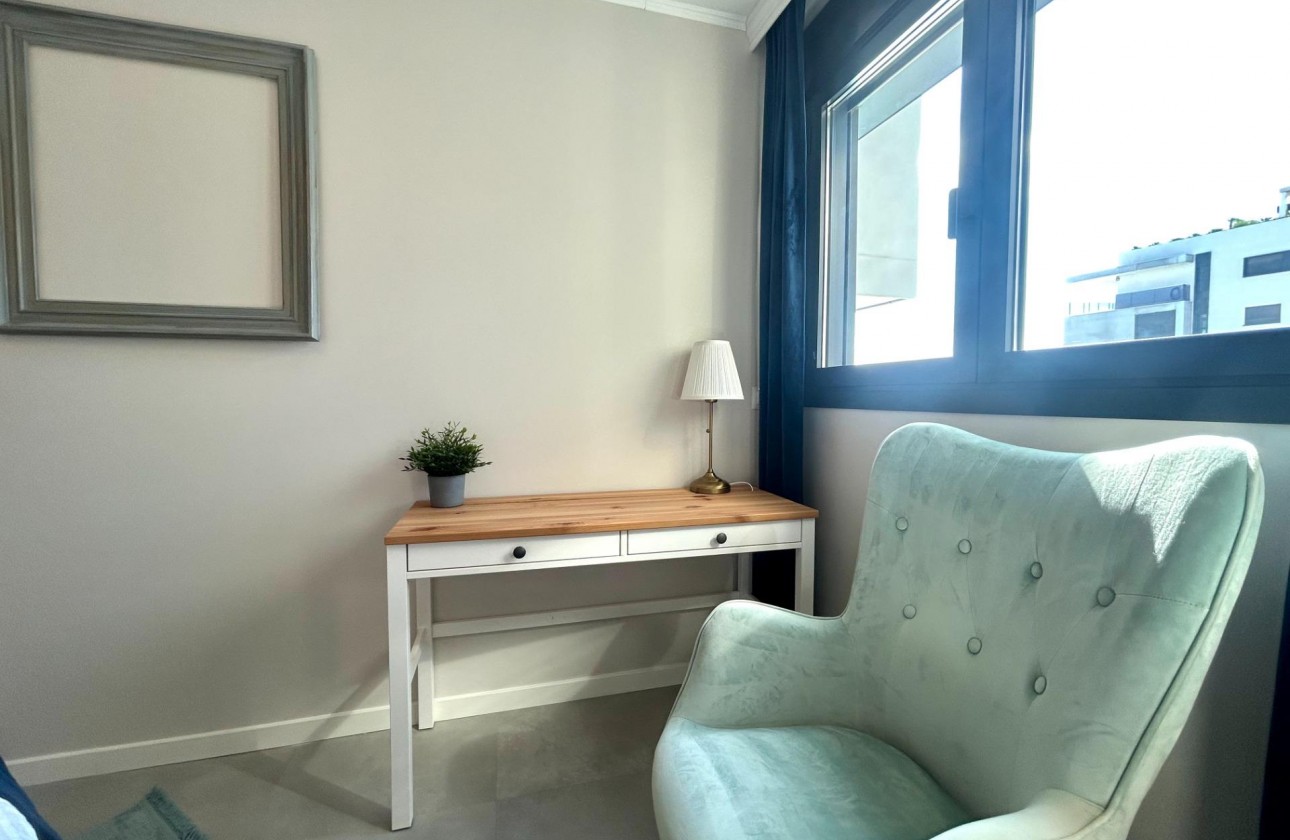 Reventa - Apartamento / piso - Dehesa de campoamor - Campoamor