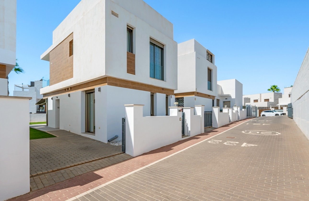 Revente - Villa - Orihuela Costa - Villamartín