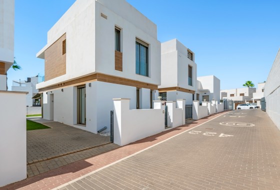 Revente - Villa - Orihuela Costa - Villamartín