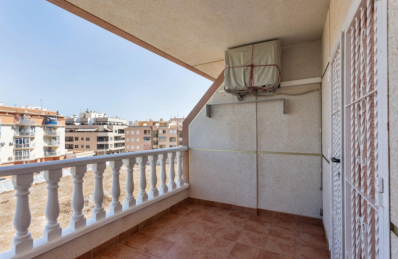 Revente - Appartement - Torrevieja - La Mata pueblo