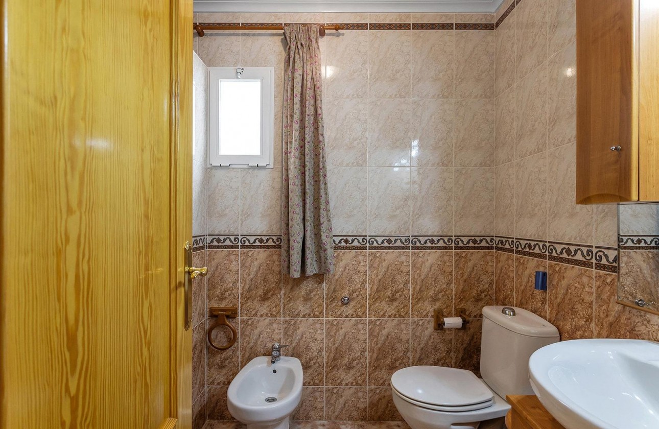 Revente - Appartement - Torrevieja - La Mata pueblo