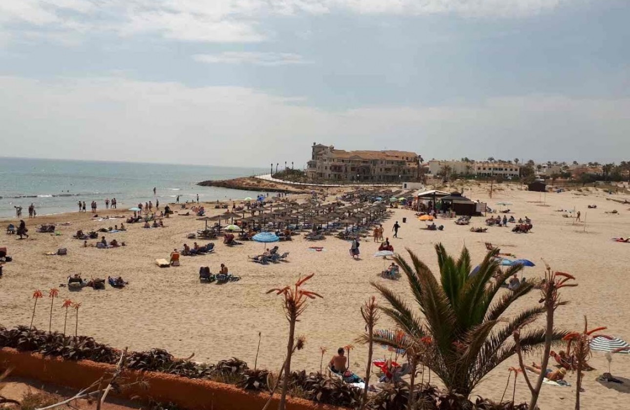 Resale - Apartment - Ground Floor - Orihuela Costa - Villamartín