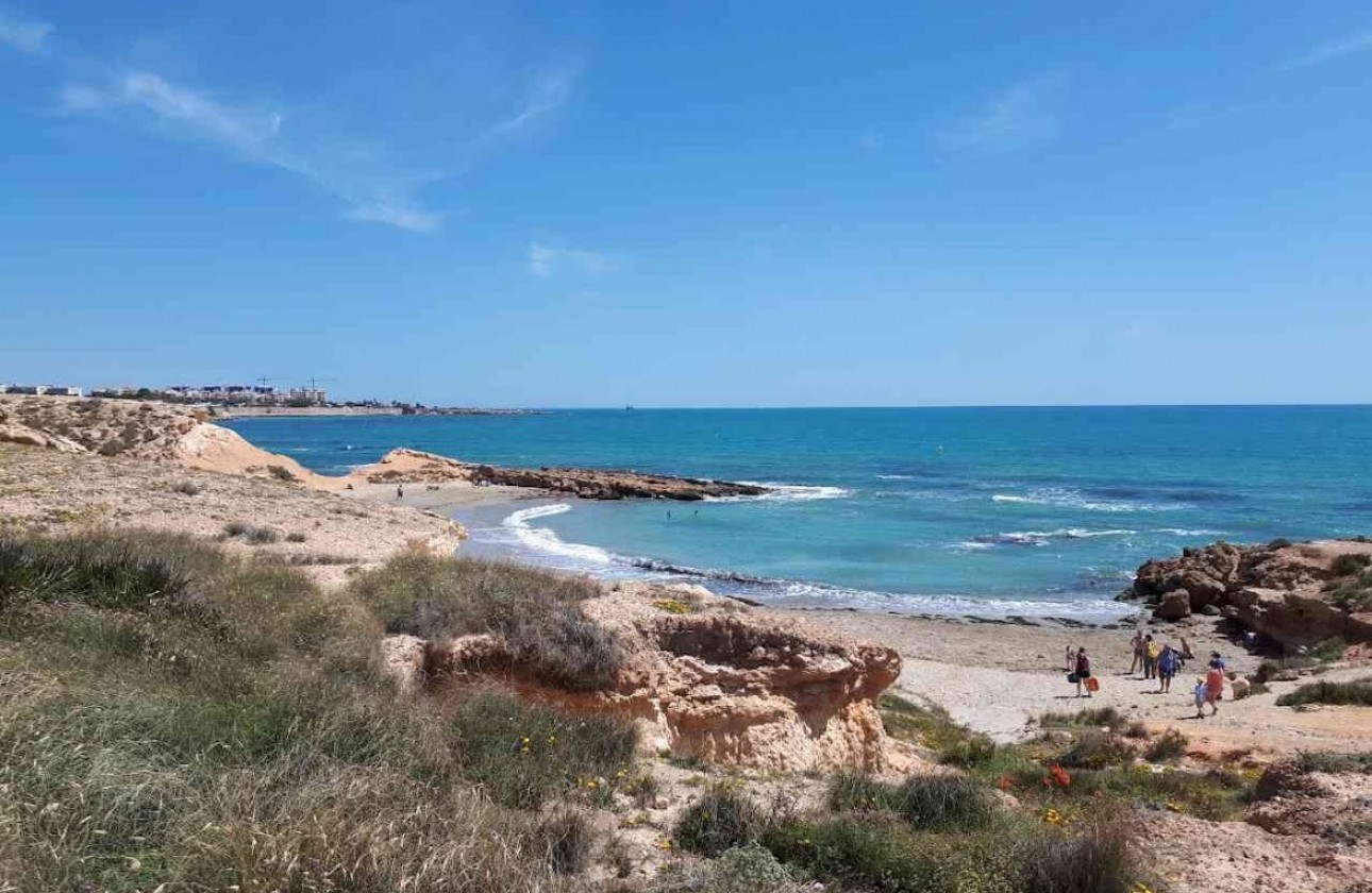 Resale - Apartment - Ground Floor - Orihuela Costa - Villamartín