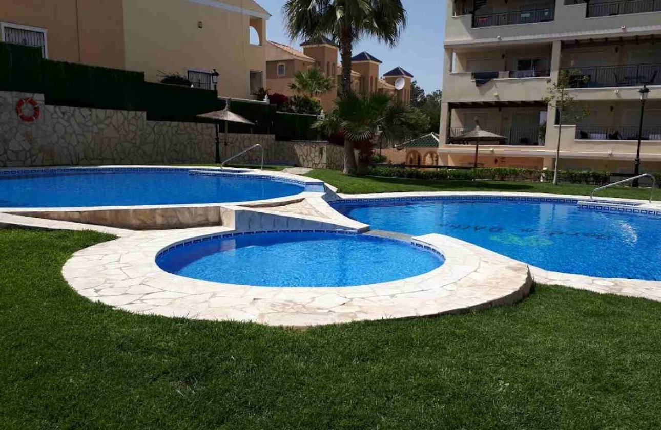 Resale - Apartment - Ground Floor - Orihuela Costa - Villamartín