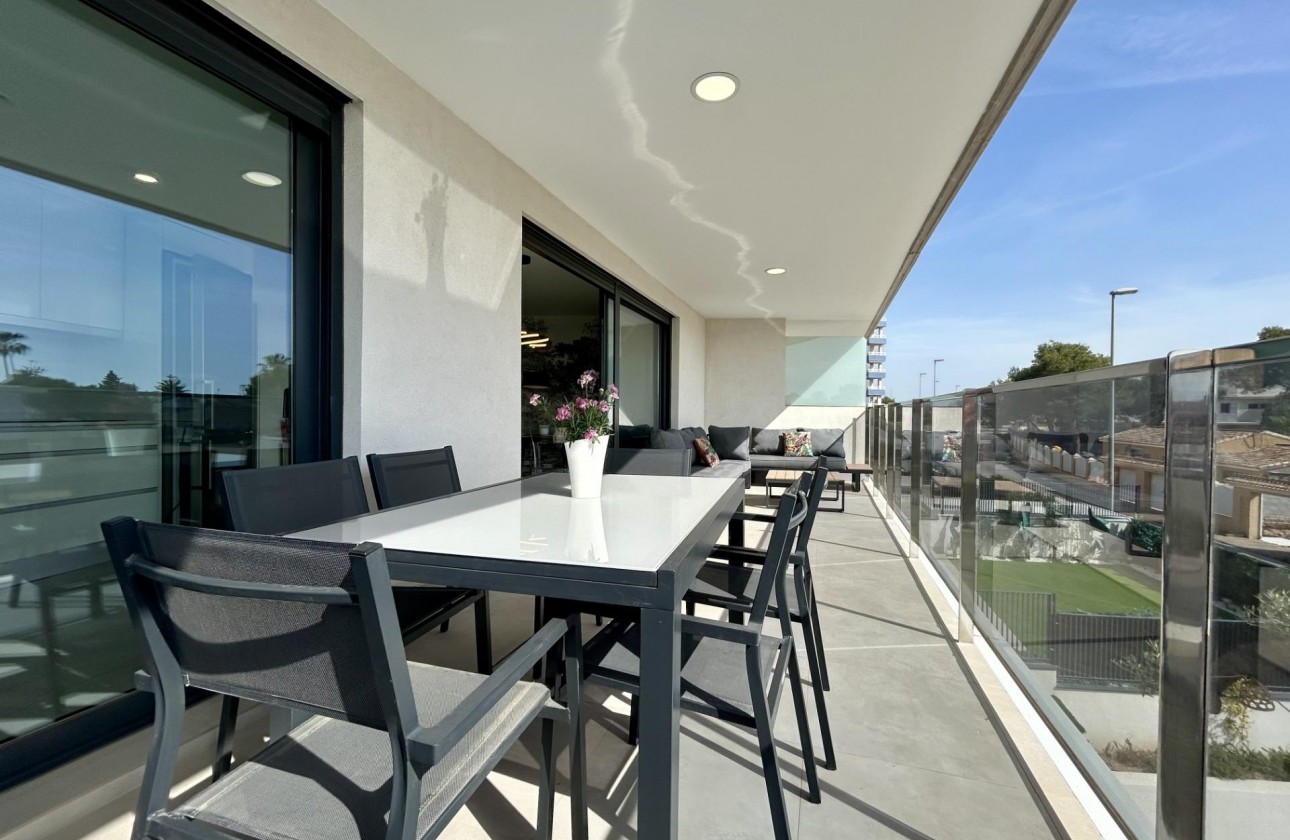 Reventa - Apartamento / piso - Dehesa de campoamor - Campoamor