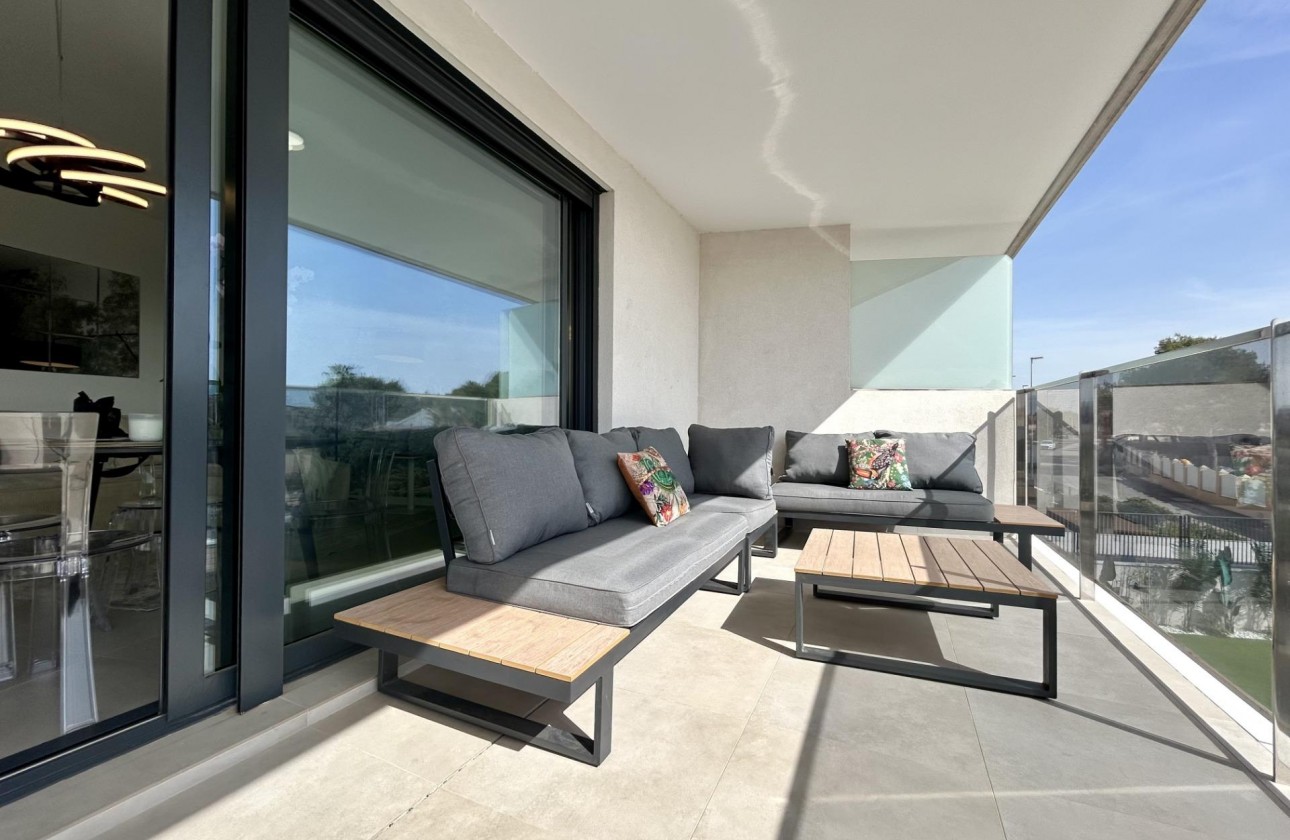 Reventa - Apartamento / piso - Dehesa de campoamor - Campoamor